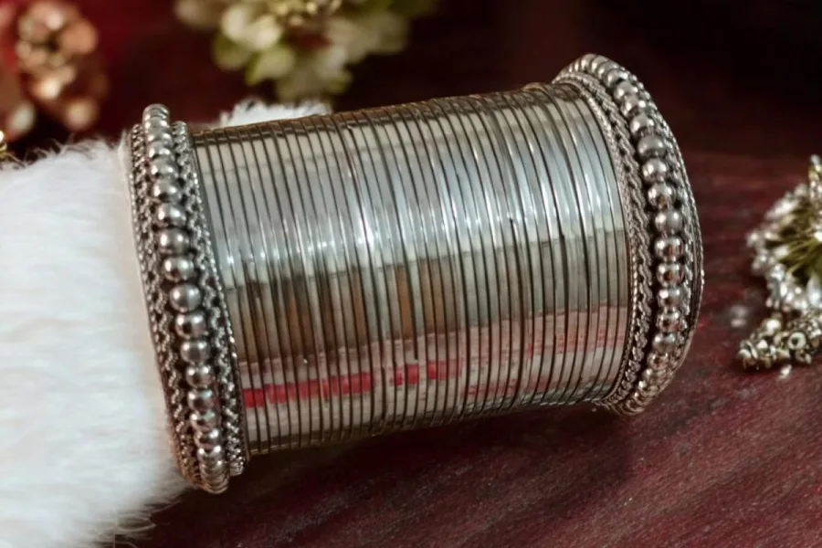 Every stone on a Mihrunnisa piece is set by hand.