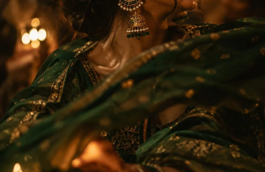 Candlelit mehndi night styled with Mihrunnisa bridal jewellery